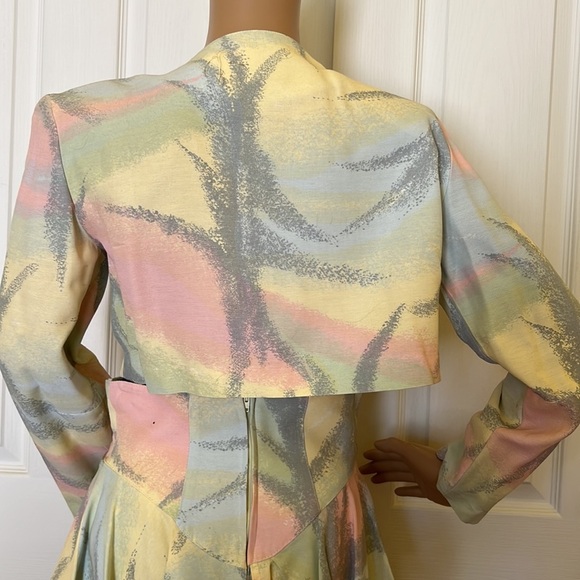 Young Edwardian vintage 80’s pastel suit. Cropped jacket /hi waist skirt sz 7 - Picture 6 of 8